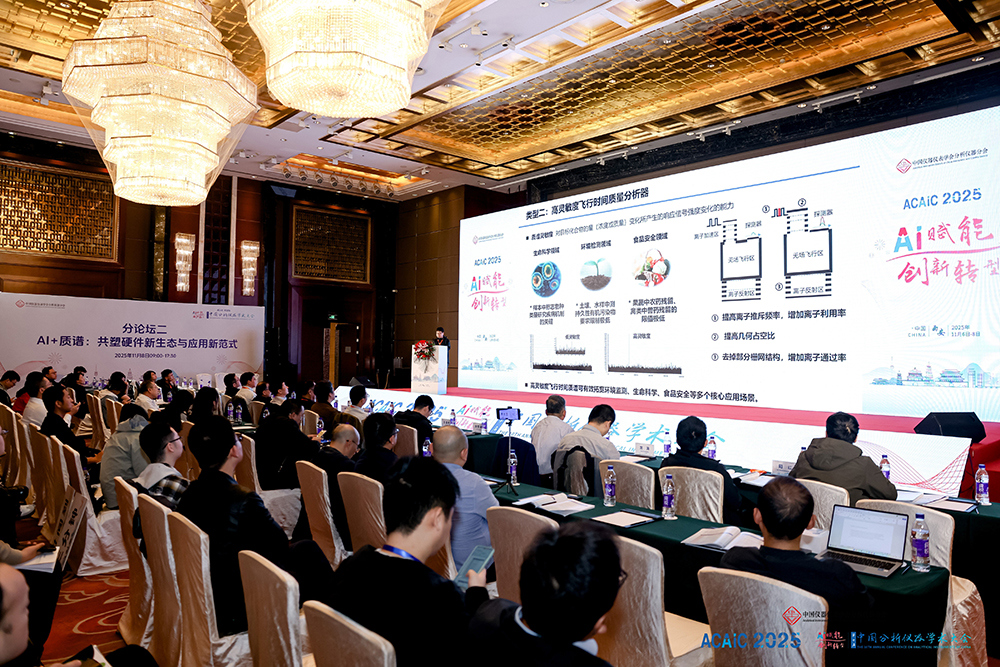 HBL18643.jpg HBL18643.jpg