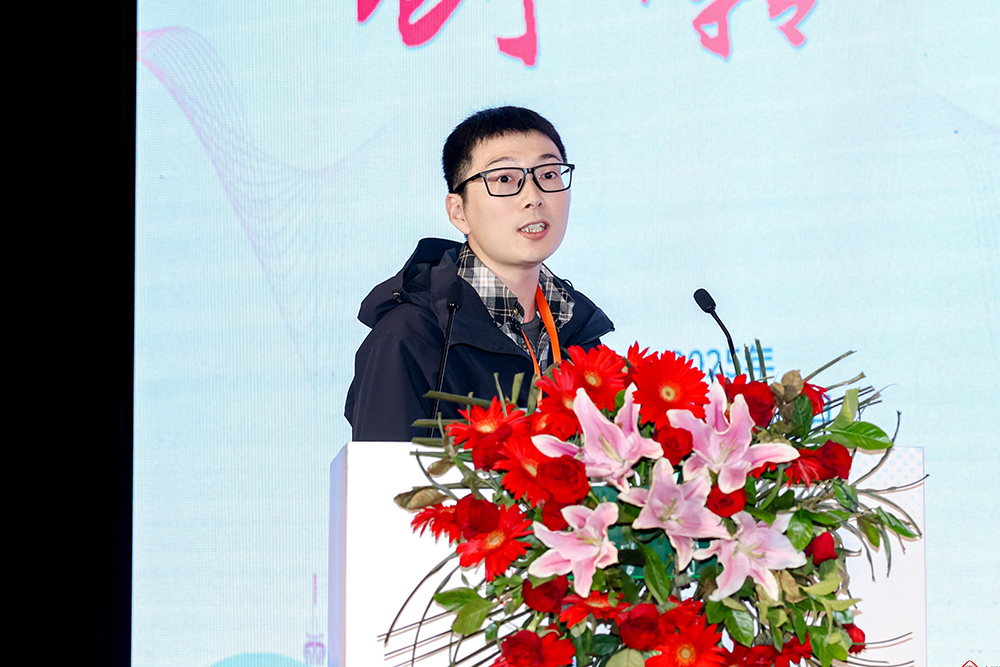 HBL18918.jpg HBL18918.jpg