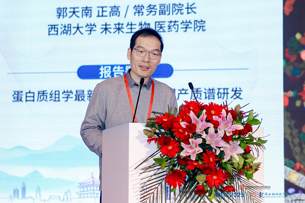 HBL17646.jpg HBL17646.jpg