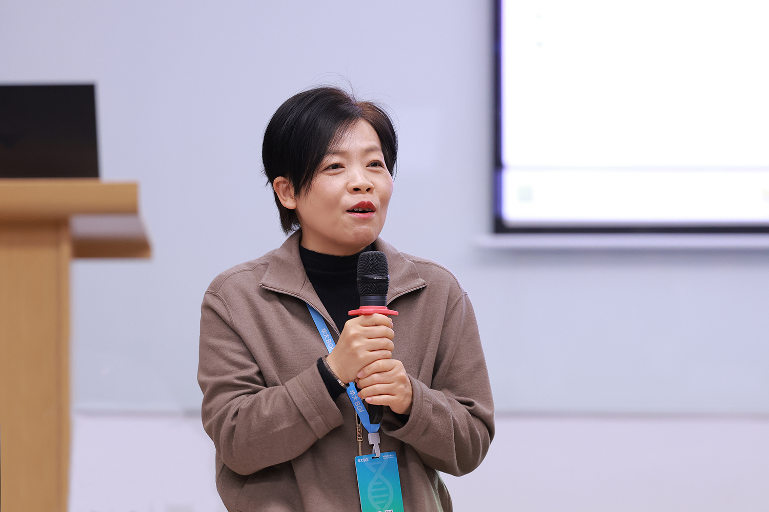 1H8A6526.jpg 1H8A6526.jpg