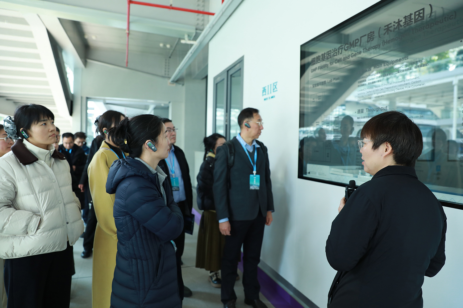 109A4933.jpg 109A4933.jpg