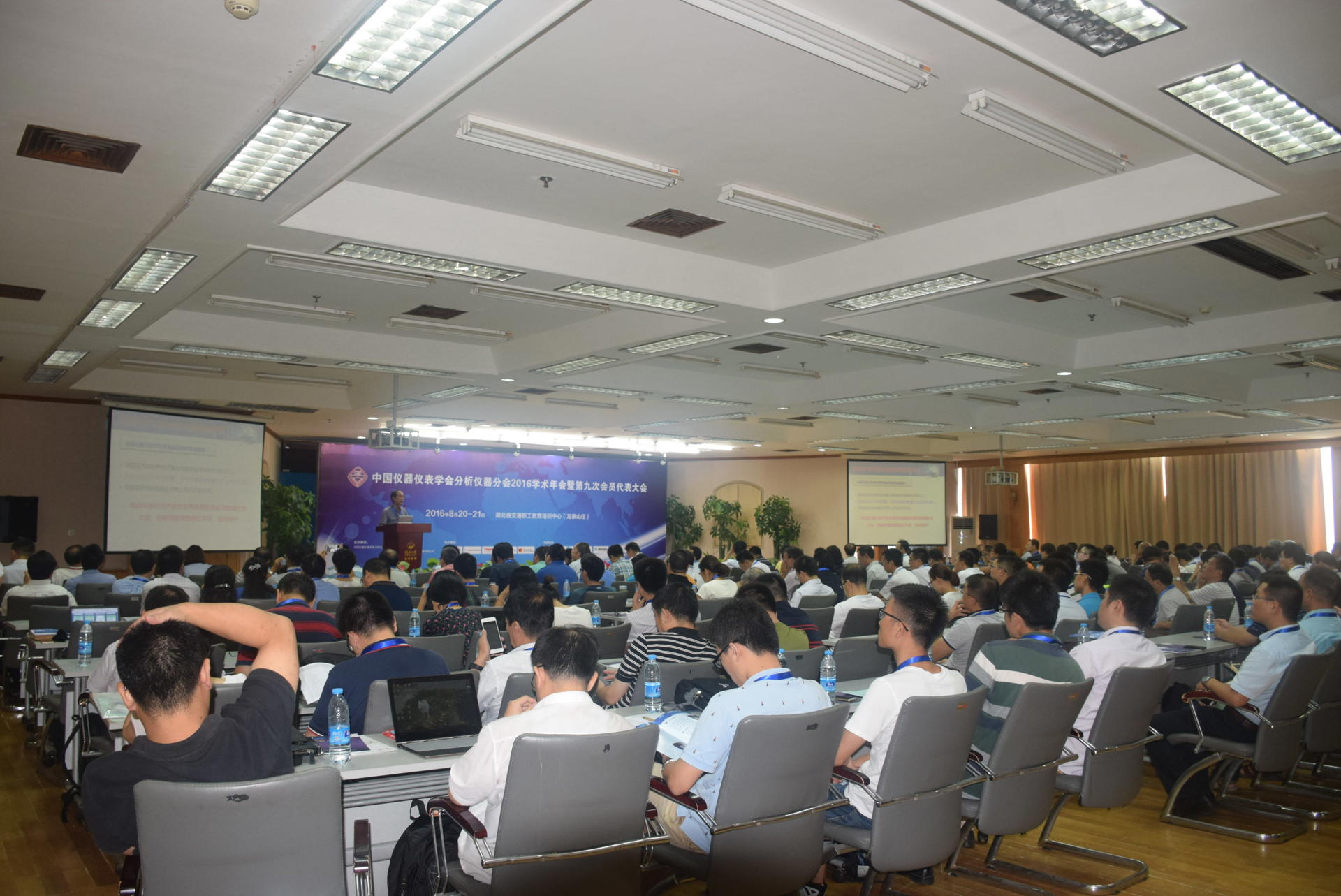 DSC_0063.JPG DSC_0063.JPG